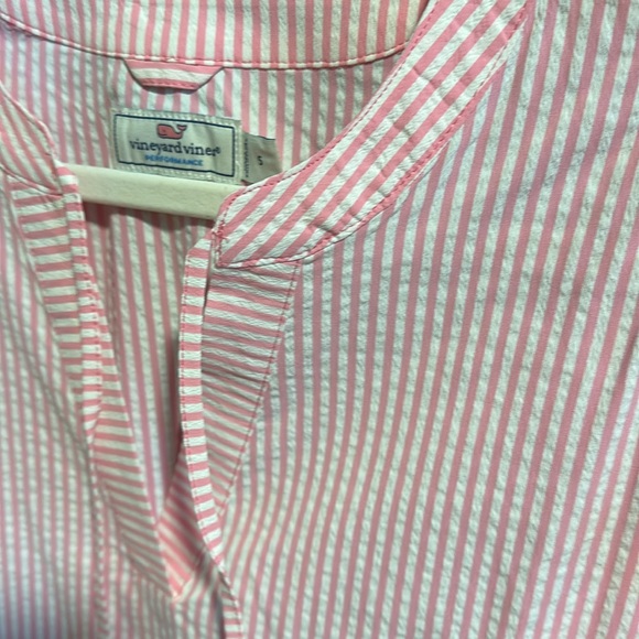 Vineyard Vines small never worn performance dress pink white. - Picture 4 of 4